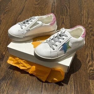 NIB Stylechild Jaymes Sneakers with Star Design size 28 (size 11)